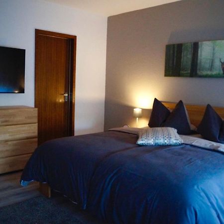 Schwarzwald Geht Immer Fewo 60 Qm Mit Grossem Suedbalkon, Wlan Und Magenta Tv Schoenwald im Schwarzwald Exterior photo